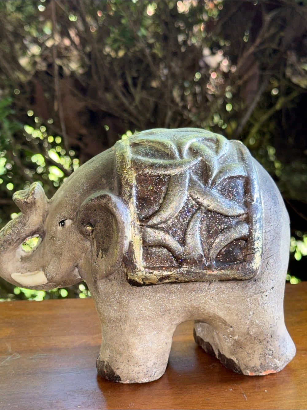💚Concrete Gray Elephant